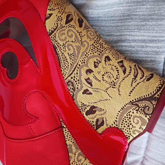 CHANEL PARIS MOSCOU Red Thigh High Boots - Picture 5 of 11